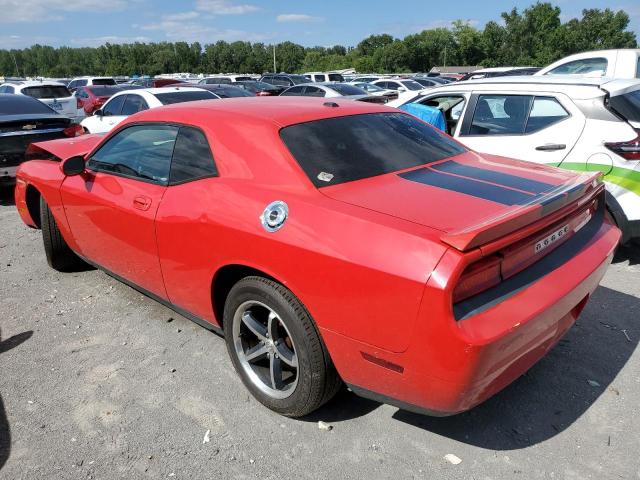 2B3CJ4DVXAH161347 - 2010 DODGE CHALLENGER SE RED photo 2