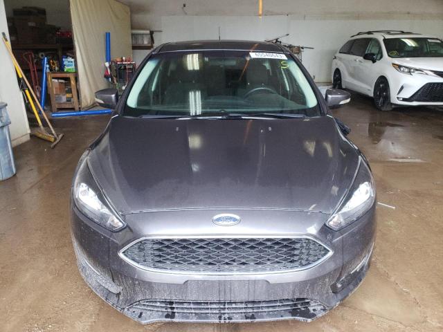 1FADP3M2XJL210007 - 2018 FORD FOCUS SEL GRAY photo 5