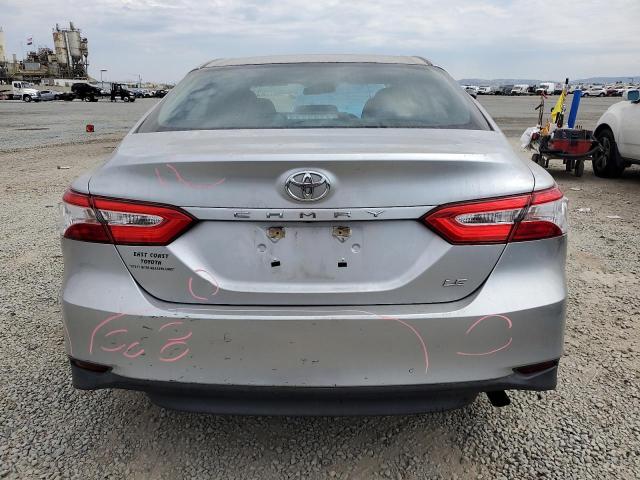 4T1B11HK2JU567303 - 2018 TOYOTA CAMRY L 银色 照片 6
