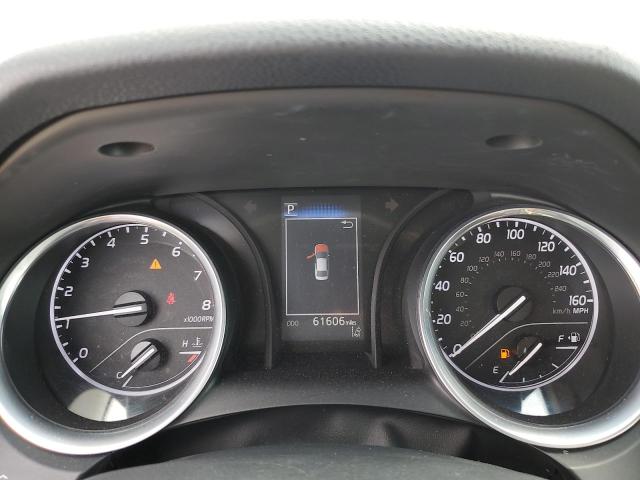 4T1B11HK2JU567303 - 2018 TOYOTA CAMRY L 银色 照片 9