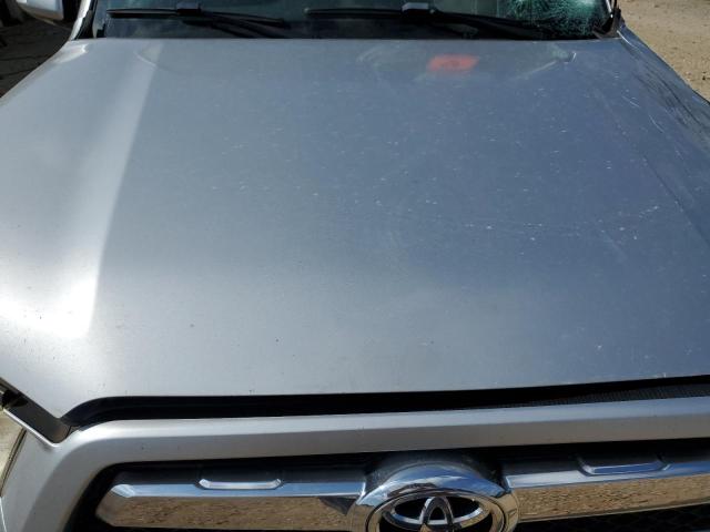 JTEZU5JR6D5050430 - 2013 TOYOTA 4RUNNER SR5 SILVER photo 12