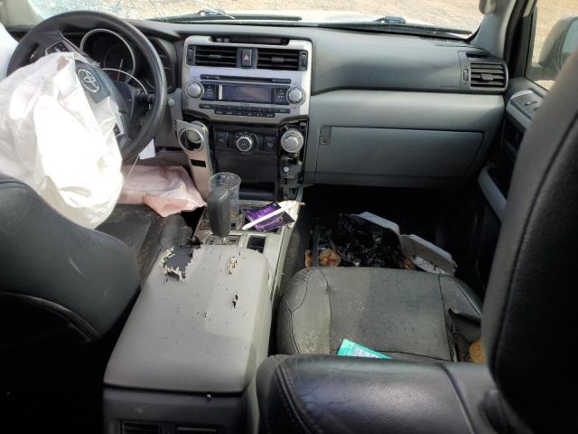 JTEZU5JR6D5050430 - 2013 TOYOTA 4RUNNER SR5 SILVER photo 8