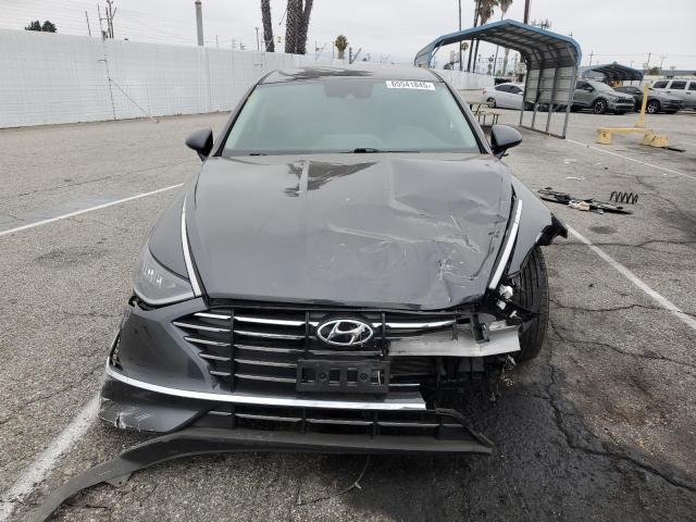 5NPEG4JA7MH096086 - 2021 HYUNDAI SONATA SE CHARCOAL photo 5