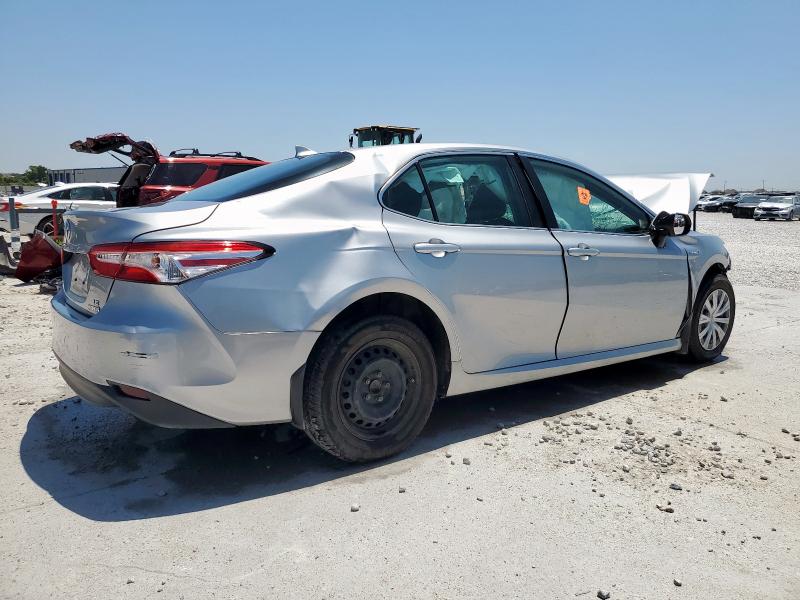 4T1B31HK0KU007324 - 2019 TOYOTA CAMRY LE SILVER photo 3