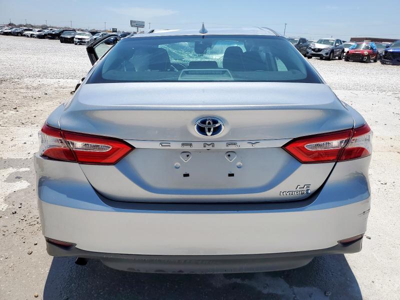 4T1B31HK0KU007324 - 2019 TOYOTA CAMRY LE SILVER photo 6