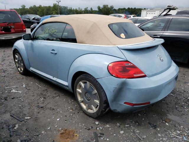 3VW5X7AT5DM827205 - 2013 VOLKSWAGEN BEETLE BLUE photo 2