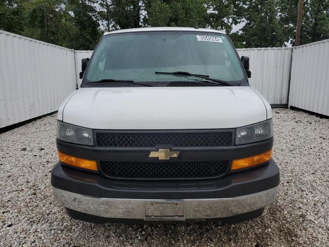 1GCWGAFP0K1243952 - 2019 CHEVROLET EXPRESS G2 WHITE photo 5