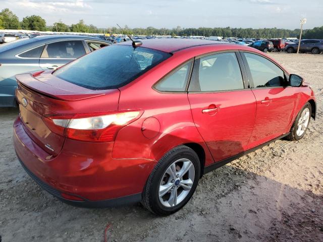 1FAHP3F29CL446665 - 2012 FORD FOCUS SE RED photo 3