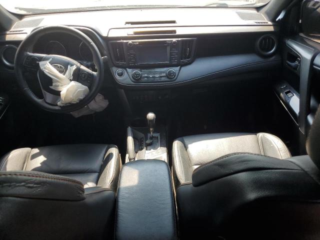 2T3JFREV4JW762174 - 2018 TOYOTA RAV4 SE Qara foto 8