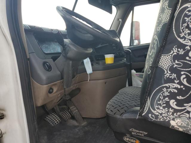 1FUJGLDRXBLAV7443 - 2011 FREIGHTLINER CASCADIA 1 Weiß Foto 8