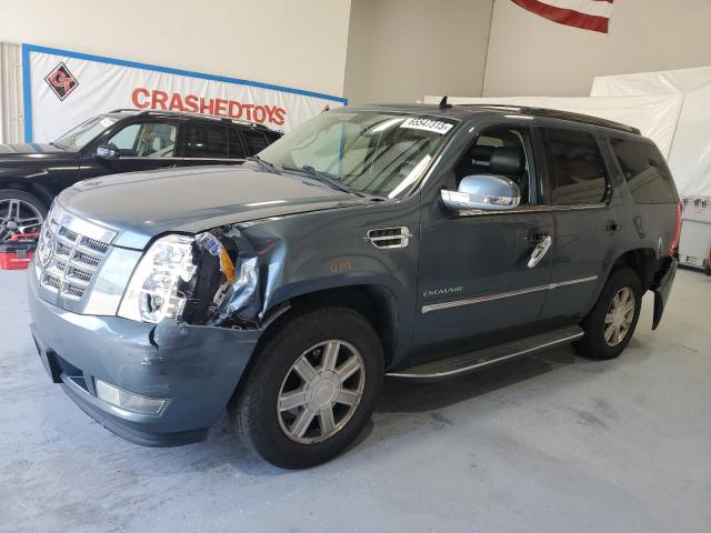 2010 CADILLAC ESCALADE, 