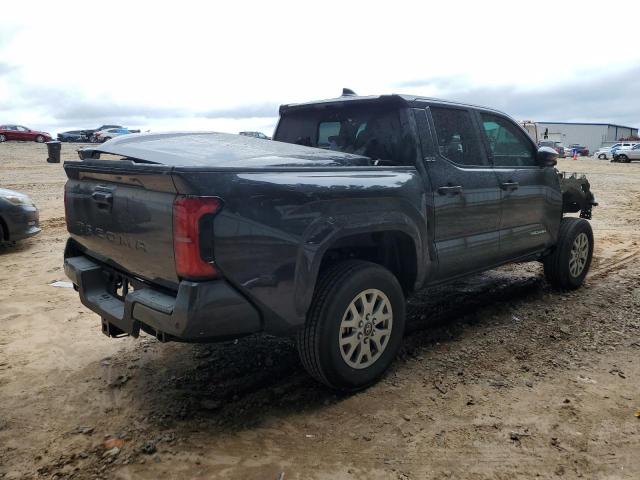 3TYKB5FN9RT006669 - 2024 TOYOTA TACOMA DOUBLE CAB ნაცრისფერი ფოტო 3