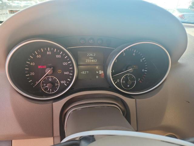 4JGBB8GB3AA542600 - 2010 MERCEDES-BENZ ML 350 4MATIC WHITE photo 9