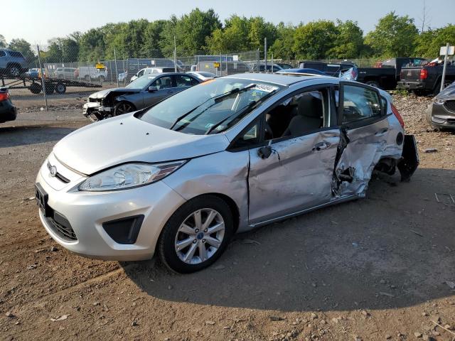 3FADP4EJ4DM183109 - 2013 FORD FIESTA SE SILVER photo 1