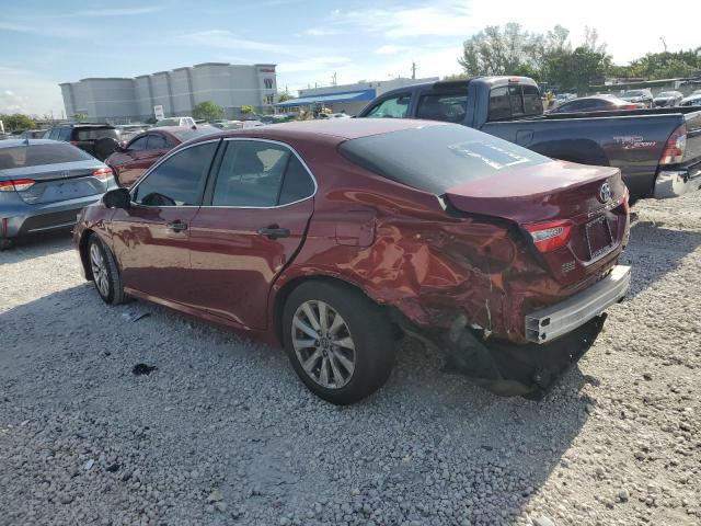 4T1B11HK7JU647714 - 2018 TOYOTA CAMRY L RED photo 2