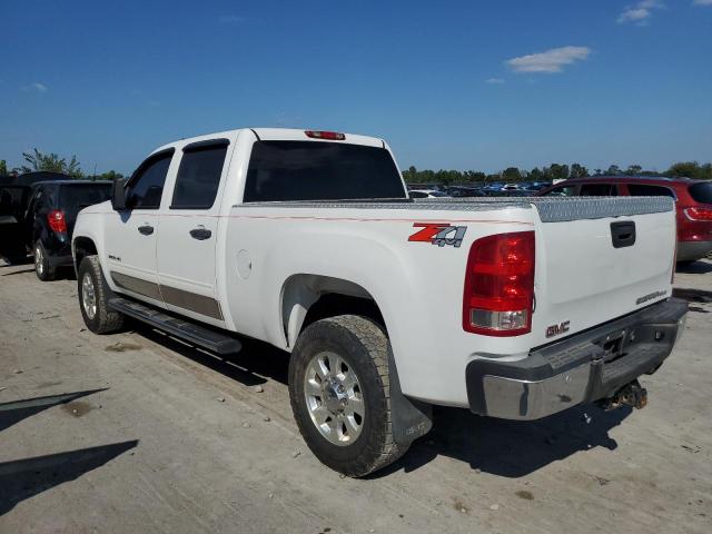 1GT120CG9BF111301 - 2011 GMC SIERRA K2500 SLE WHITE photo 2