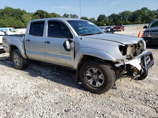 5TFJU4GN5BX008901 - 2011 TOYOTA TACOMA DOUBLE CAB PRERUNNER SILVER photo 4