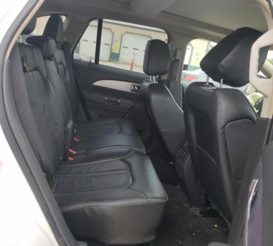 2LMDJ8JK8FBL20025 - 2015 LINCOLN MKX WHITE photo 10