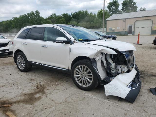 2LMDJ8JK8FBL20025 - 2015 LINCOLN MKX WHITE photo 4