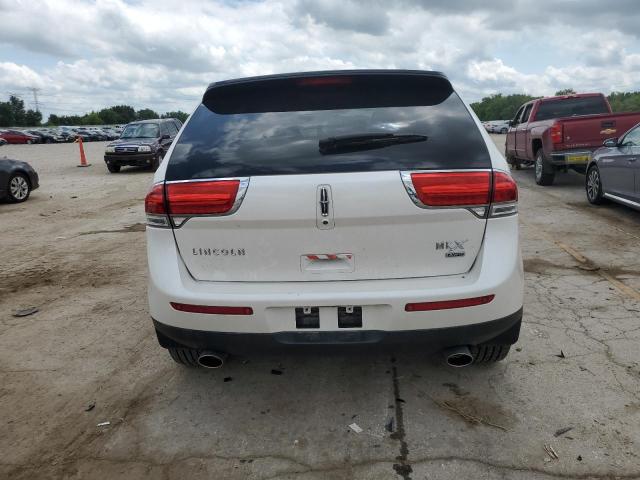 2LMDJ8JK8FBL20025 - 2015 LINCOLN MKX WHITE photo 6