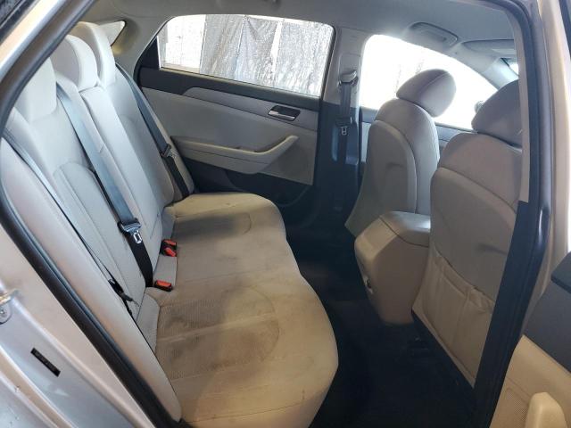 5NPE24AF1JH709261 - 2018 HYUNDAI SONATA SE 银色 照片 10