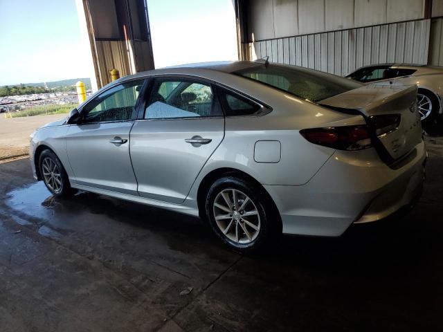 5NPE24AF1JH709261 - 2018 HYUNDAI SONATA SE 银色 照片 2