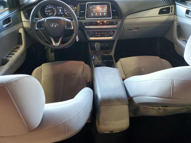 5NPE24AF1JH709261 - 2018 HYUNDAI SONATA SE 银色 照片 8