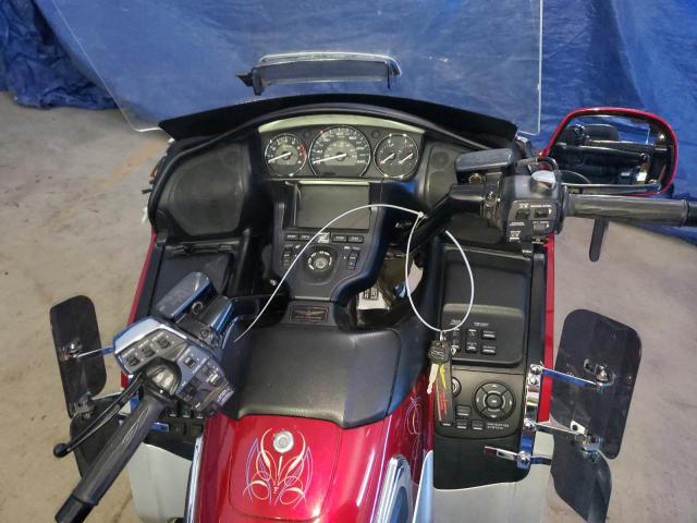 JH2SC6854CK000022 - 2012 HONDA GL1800 RED photo 5