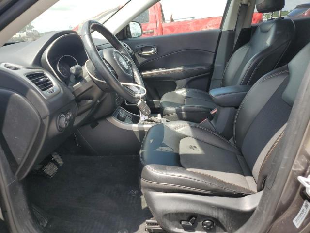 3C4NJDBB8JT270851 - 2018 JEEP COMPASS LATITUDE Gri fotoğraf 7
