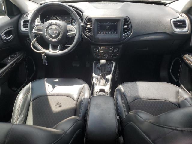 3C4NJDBB8JT270851 - 2018 JEEP COMPASS LATITUDE Gri fotoğraf 8