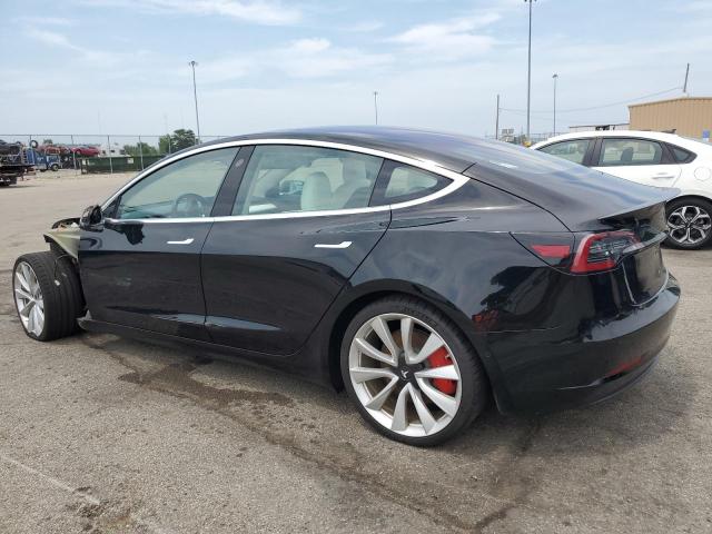 5YJ3E1EB8JF082304 - 2018 TESLA MODEL 3 შავი ფოტო 2
