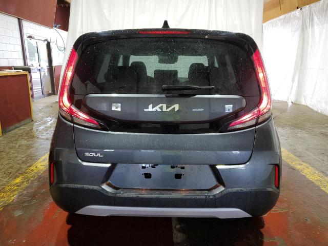 KNDJ23AU4P7880106 - 2023 KIA SOUL LX CHARCOAL photo 6