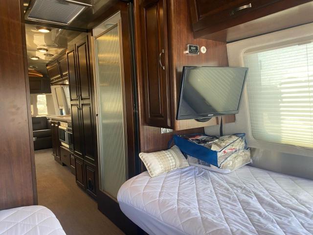 1STJBYP21GJ534182 - 2016 AIRS TRAVEL TRA 银色 照片 7