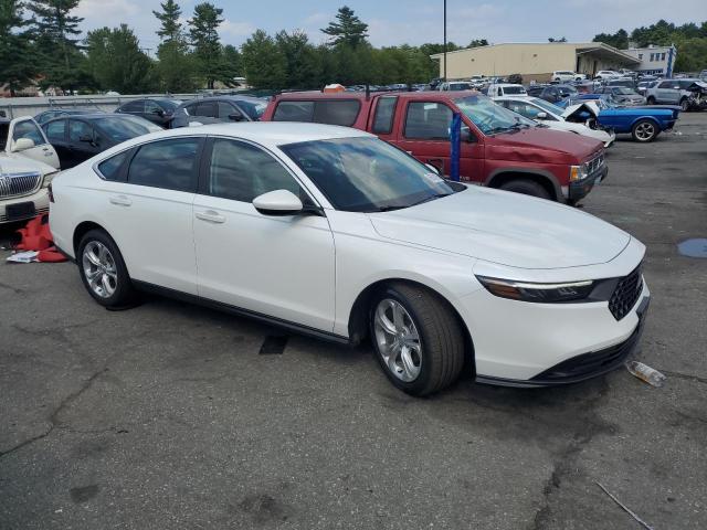 1HGCY1F29RA078354 - 2024 HONDA ACCORD LX WHITE photo 4