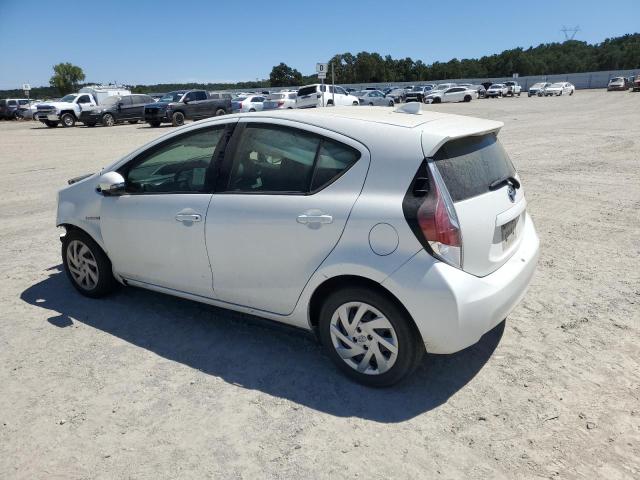 JTDKDTB32F1584748 - 2015 TOYOTA PRIUS C 白色 照片 2