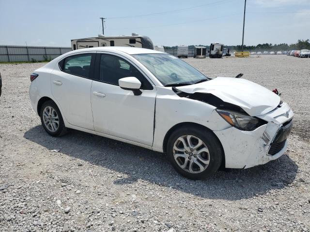 3MYDLBYV8JY329493 - 2018 TOYOTA YARIS IA 白色 照片 4