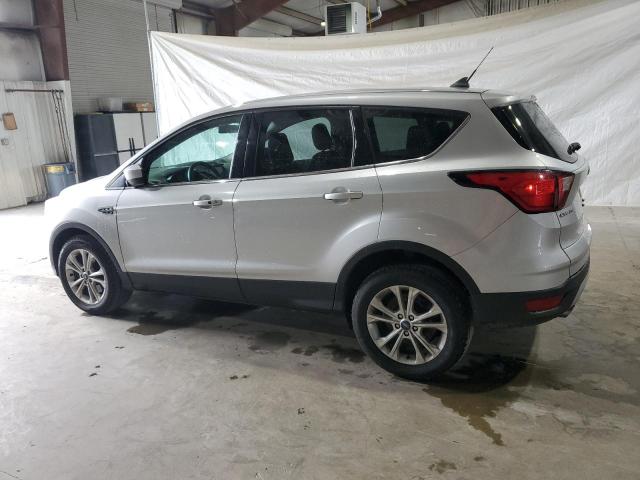 1FMCU9GD2KUA37525 - 2019 FORD ESCAPE SE SILVER photo 2