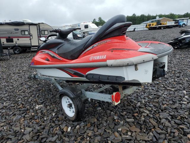 YAMA13920404 - 2004 YAMAHA WAVERUNNER RED photo 3