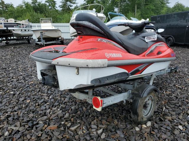 YAMA13920404 - 2004 YAMAHA WAVERUNNER RED photo 4