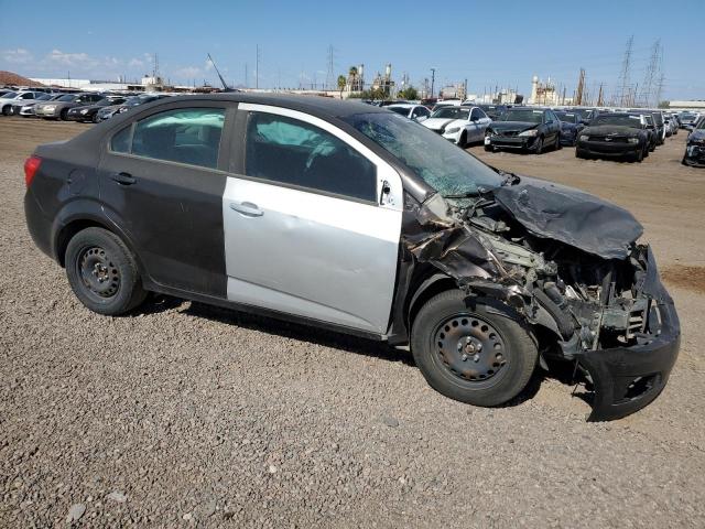 1G1JA5SH0E4131777 - 2014 CHEVROLET SONIC LS შავი ფოტო 4