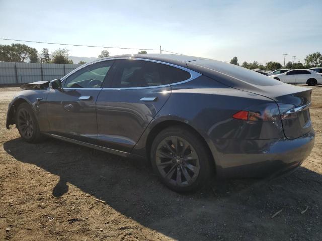 5YJSA1E24LF363493 - 2020 TESLA MODEL S BLUE photo 2