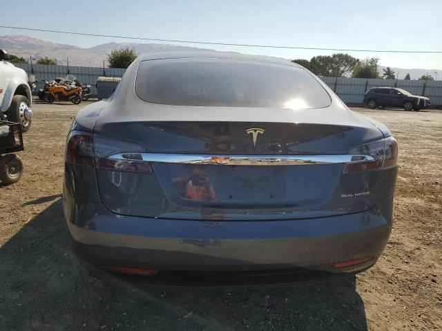5YJSA1E24LF363493 - 2020 TESLA MODEL S BLUE photo 6