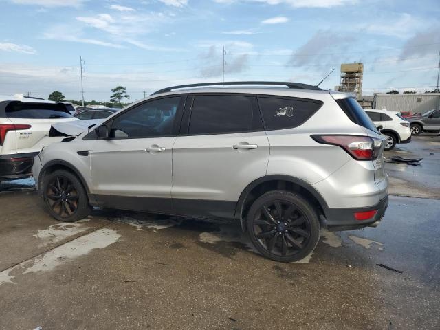 1FMCU0GD6HUA19744 - 2017 FORD ESCAPE SE SILVER photo 2