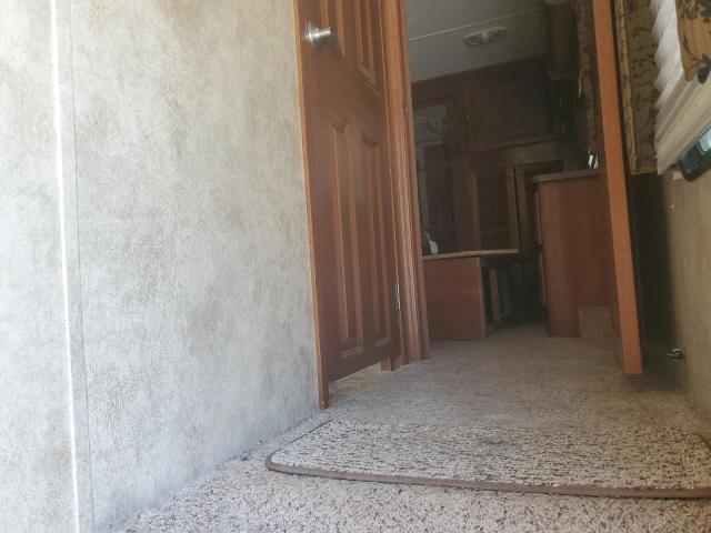 4YDF35027CE760379 - 2012 KEYSTONE TRAILER WHITE photo 5