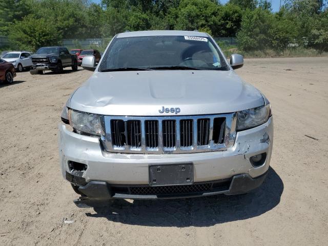 1C4RJFAG8CC267232 - 2012 JEEP GRAND CHER LAREDO SILVER photo 5