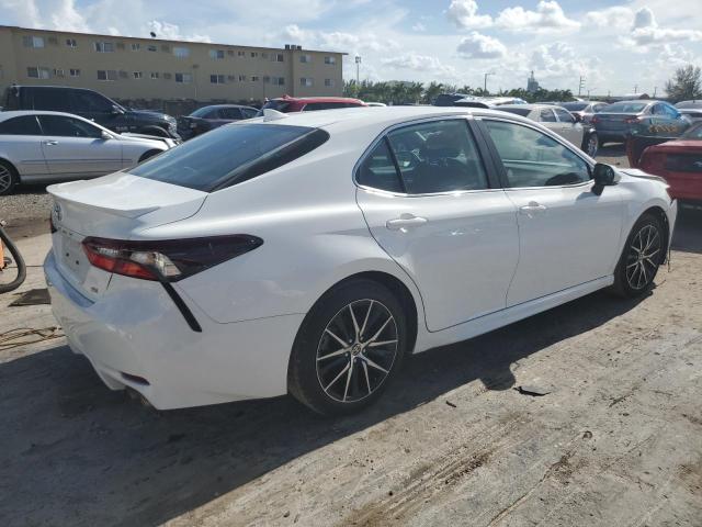 4T1G11AK6PU156575 - 2023 TOYOTA CAMRY SE NIGHT SHADE WHITE photo 3