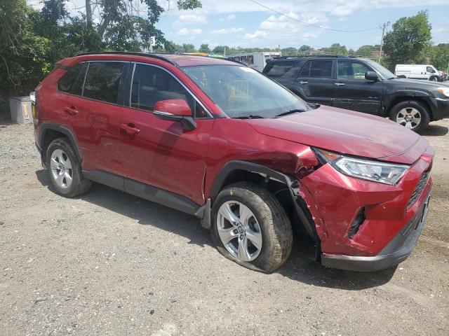 JTMW1RFV3MD066264 - 2021 TOYOTA RAV4 XLE RED photo 4