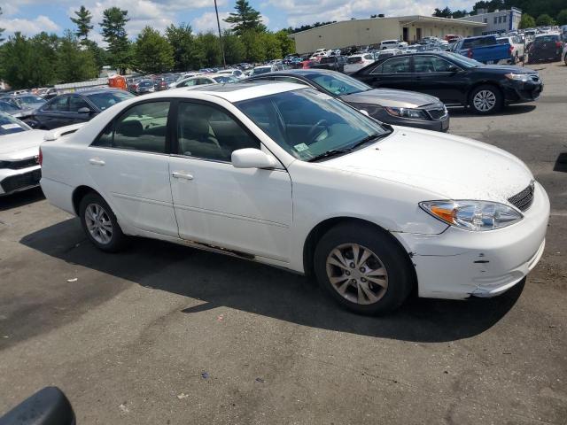 4T1BF32KX4U068985 - 2004 TOYOTA CAMRY LE თეთრი ფოტო 4