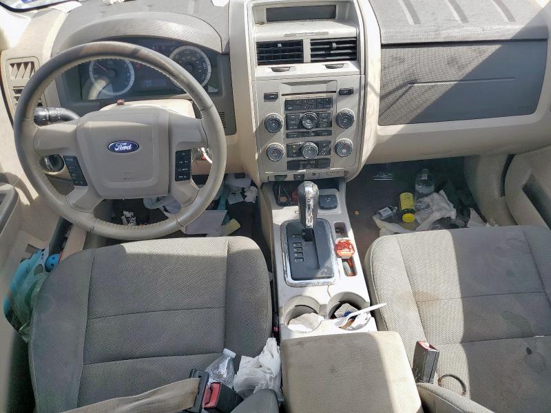 1FMCU49349KB08432 - 2009 FORD ESCAPE HYBRID SILVER photo 8