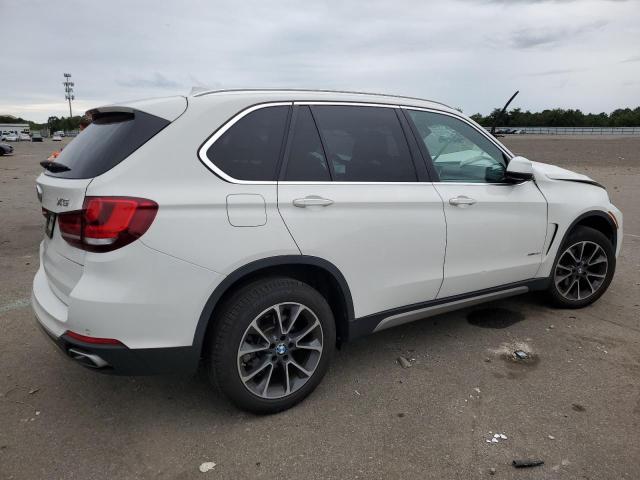 5UXKR0C56J0X89163 - 2018 BMW X5 XDRIVE35I WHITE photo 3